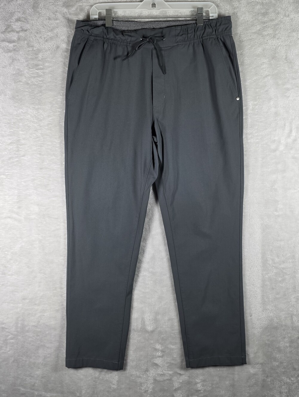 Vuori Meta Elastic Waist Pants Men Large Gray Stretch Drawstring Performance 30”